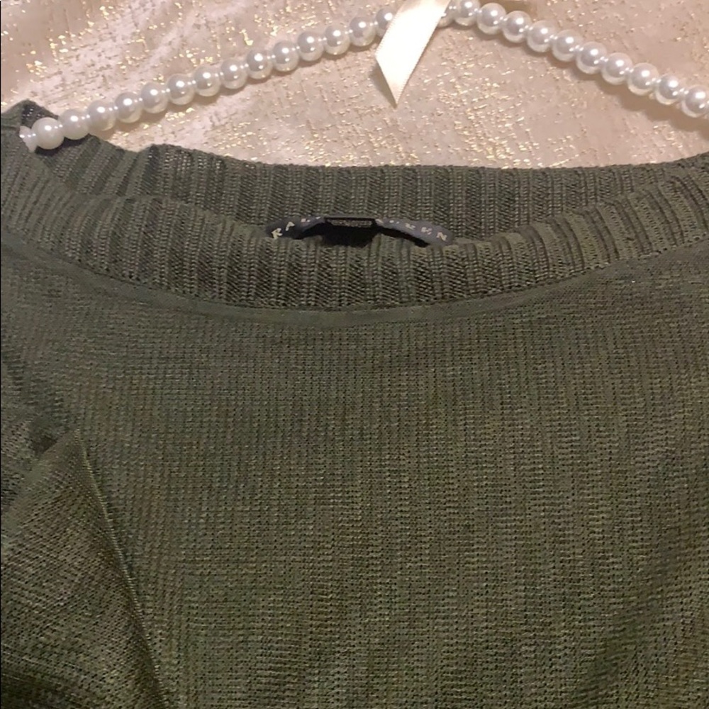 Sweater - Picture 5 of 8